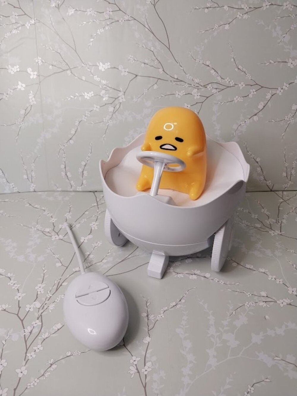 Gudetama Remote Control Egg Vehicle